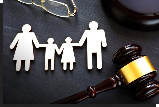paper cut out family and court gavel